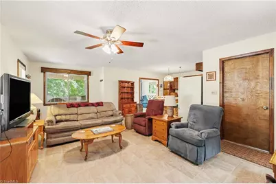 1030 Riverview Road, Lexington, NC 27292 - Photo 12