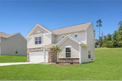 143 Primrose Street, King, NC 27021 - Photo 2