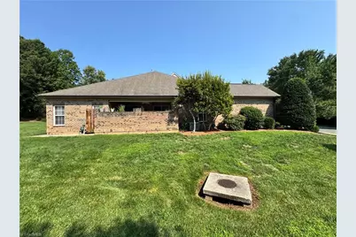2613 Saintsbury Drive, Burlington, NC 27215 - Photo 22