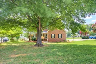 1400 Kayla Cir, Kernersville, NC 27284 - Photo 1