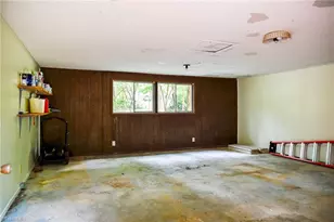 219 Buttercup Dr, Jamestown, NC 27282 - Photo 32