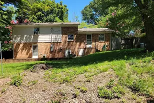 2615 Azalea Dr, Greensboro, NC 27407 - Photo 4