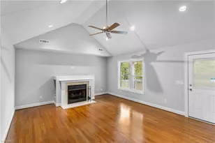 242 Hasty School Rd, Thomasville, NC 27360 - Photo 16