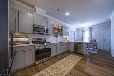 3160 Fall Hills Drive, Winston-Salem, NC 27103 - Photo 16