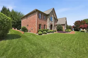 115 S River Hill Dr, Bermuda Run, NC 27006 - Photo 2