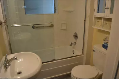 504 W Murphy Street, Madison, NC 27025 - Photo 24