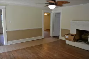 504 W Murphy St, Madison, NC 27025 - Photo 18