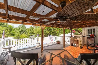 917 Overlook Avenue, Eden, NC 27288 - Photo 18