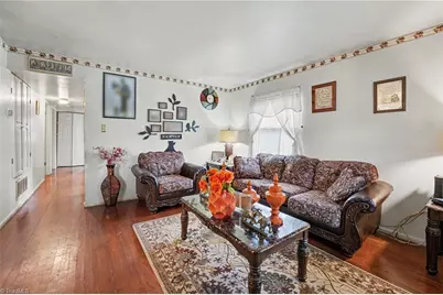 4304 N Jasmin Court, Winston-Salem, NC 27105 - Photo 2