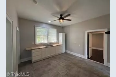858 N Cameron Avenue, Winston-Salem, NC 27101 - Photo 4