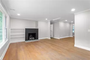 1502 Liberty Dr, Greensboro, NC 27408 - Photo 6