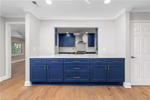 1502 Liberty Dr, Greensboro, NC 27408 - Photo 12
