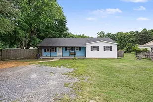 757 S Stout St, Randleman, NC 27317 - Photo 1