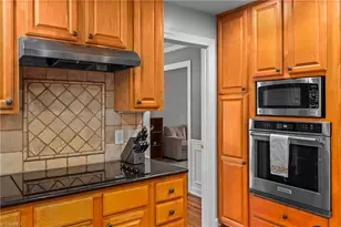 1236 Sturbridge Ave, High Point, NC 27262 - Photo 18