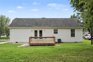 100 Birch Tree Ln, Thomasville, NC 27360 - Photo 18