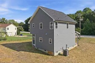 2808 Reynolds Park Rd, Winston-Salem, NC 27107 - Photo 30