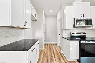 2808 Reynolds Park Rd, Winston-Salem, NC 27107 - Photo 6