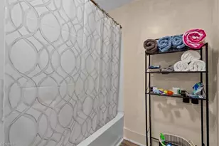 1207 Vernon Pl, High Point, NC 27260 - Photo 18