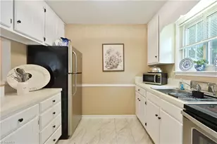 208 Driftwood Ln, Winston-Salem, NC 27104 - Photo 4