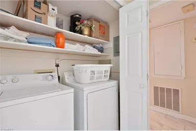 208 Driftwood Lane, Winston-Salem, NC 27104 - Photo 22