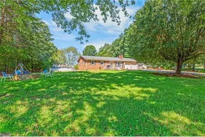 8507 Nc Highway 704, Madison, NC 27025 - Photo 4