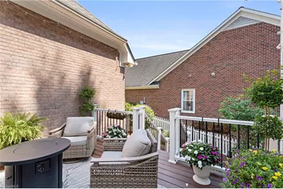 237 Village Green Square, Winston-Salem, NC 27104 - Photo 36