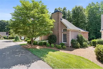 237 Village Green Square, Winston-Salem, NC 27104 - Photo 2