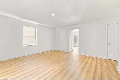 326 Bingham Street, Greensboro, NC 27401 - Photo 6