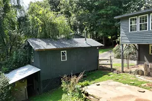 414 Plaza Dr, Wilkesboro, NC 28697 - Photo 36