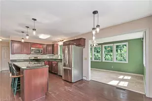 414 Plaza Dr, Wilkesboro, NC 28697 - Photo 8