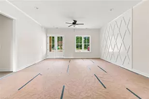 302 Pine St, Smithfield, NC 27577 - Photo 6