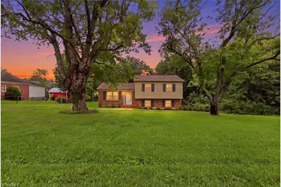 211 Yorktown Road, Kernersville, NC 27284 - Photo 2