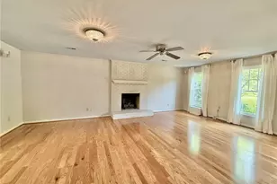 1301 Woodbrook Dr, Kernersville, NC 27284 - Photo 12