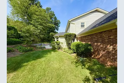 1301 Woodbrook Drive, Kernersville, NC 27284 - Photo 18