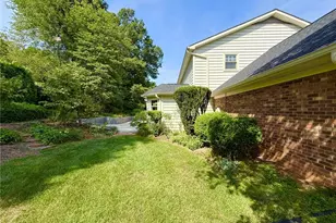 1301 Woodbrook Dr, Kernersville, NC 27284 - Photo 18