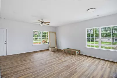 515 Holt Street, Lexington, NC 27292 - Photo 6