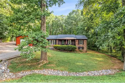 206 Laura Road, Madison, NC 27025 - Photo 36