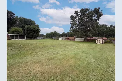 140 Joyce Drive, Winston-Salem, NC 27107 - Photo 18