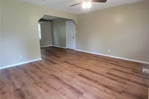 3878 Pembrooke Rd, Winston-Salem, NC 27106 - Photo 2