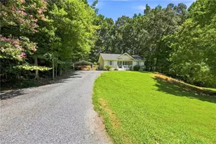 1088 Country Place Rd, Asheboro, NC 27203 - Photo 4