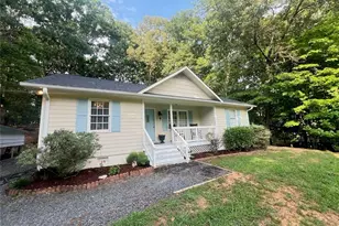 1088 Country Place Rd, Asheboro, NC 27203 - Photo 1