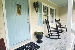 1088 Country Place Rd, Asheboro, NC 27203 - Photo 2