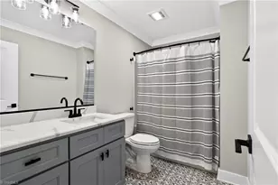 915 Aberdeen Rd, High Point, NC 27265 - Photo 30