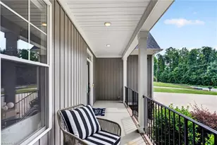915 Aberdeen Rd, High Point, NC 27265 - Photo 4