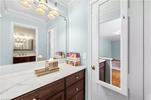 2438 Edgewood Ave, Burlington, NC 27215 - Photo 18