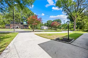 2438 Edgewood Ave, Burlington, NC 27215 - Photo 38