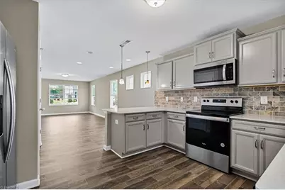 3837 Copperfield Court, High Point, NC 27265 - Photo 18