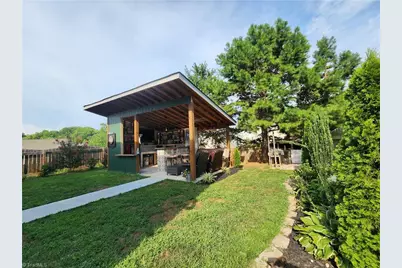 4239 Kendall Farms Way, Winston-Salem, NC 27107 - Photo 12