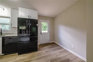241 Commonwealth Dr, Winston-Salem, NC 27104 - Photo 22