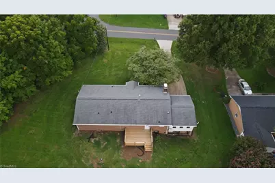 241 Commonwealth Drive, Winston-Salem, NC 27104 - Photo 34